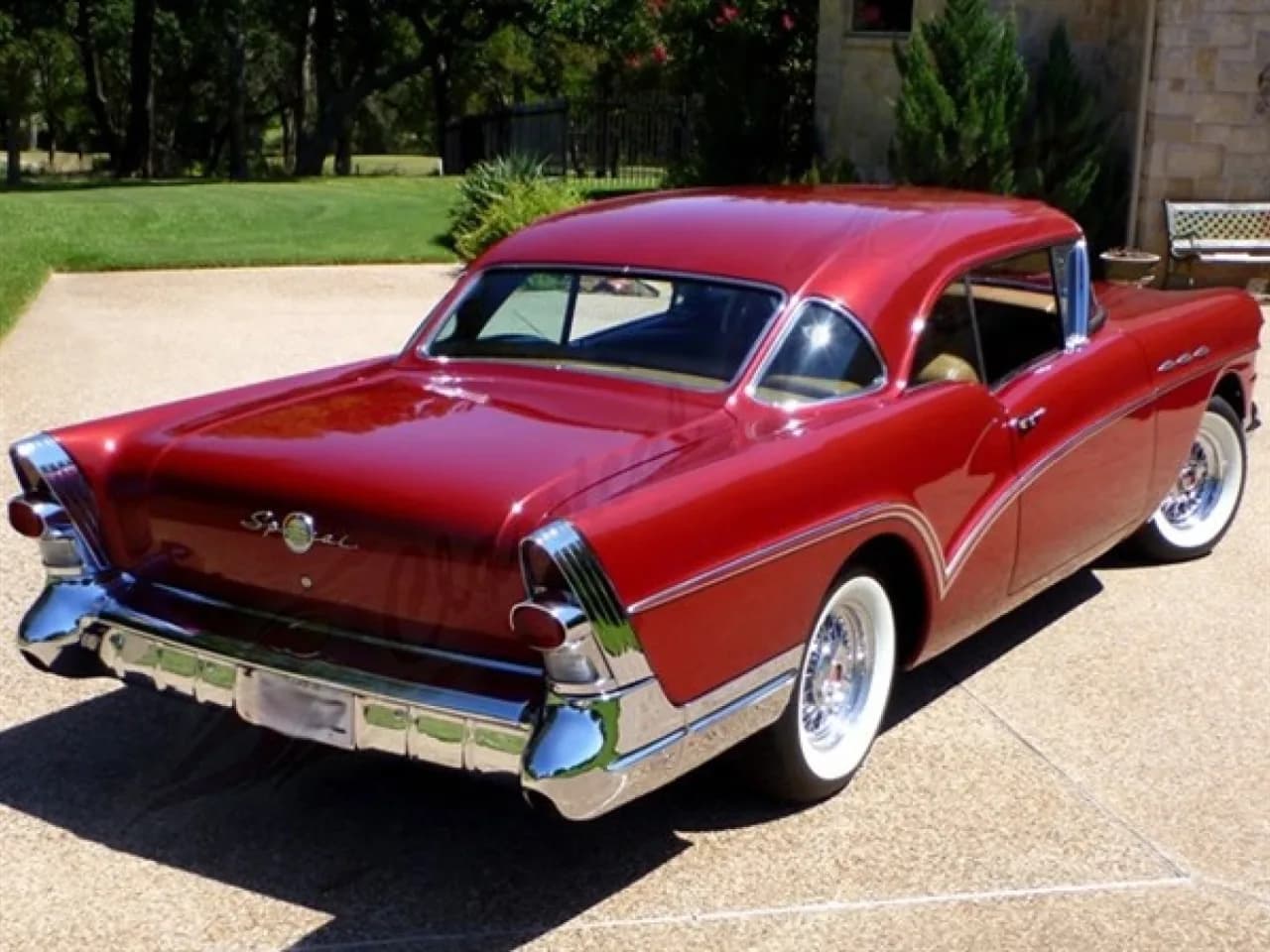 1957 Buick Riviera - Thumbnail 4