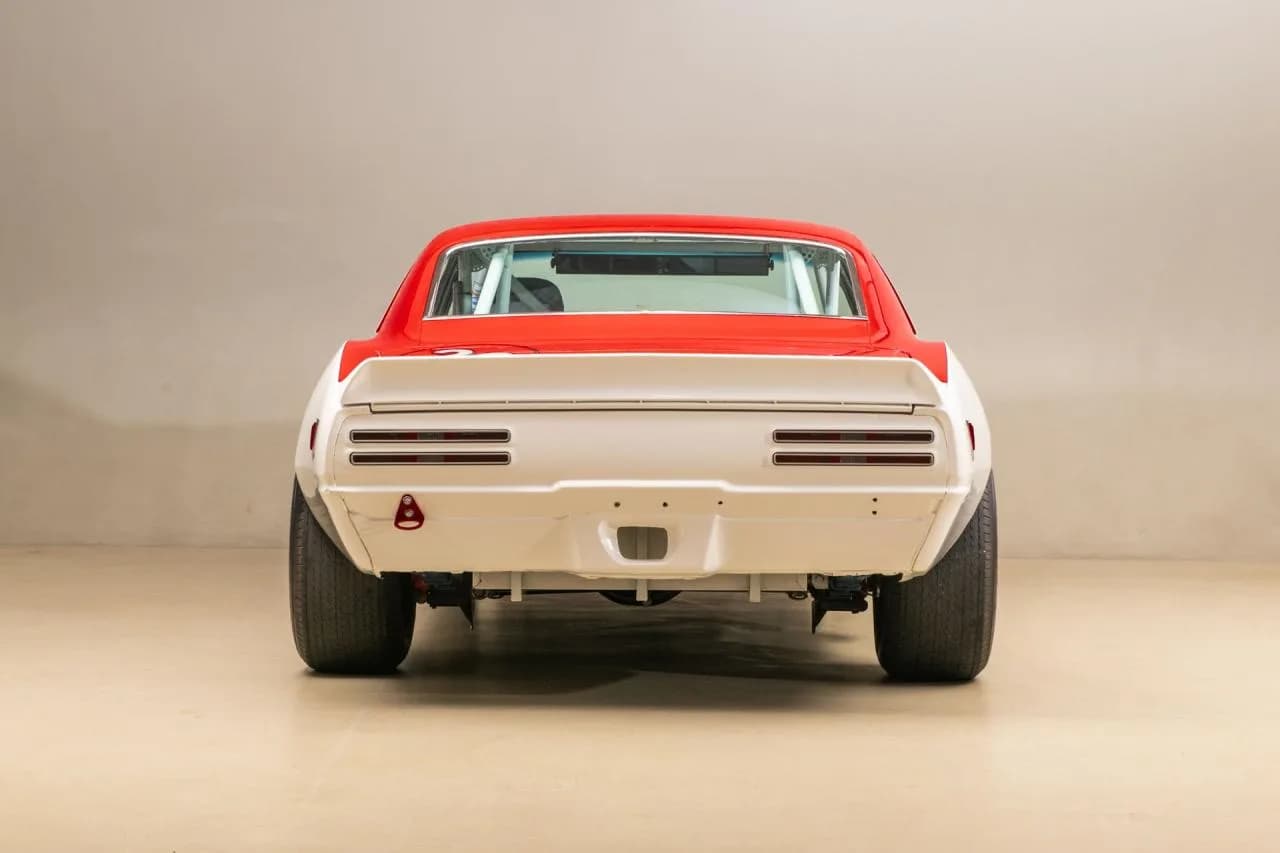 1968 Pontiac Firebird Trans-Am - Thumbnail 4