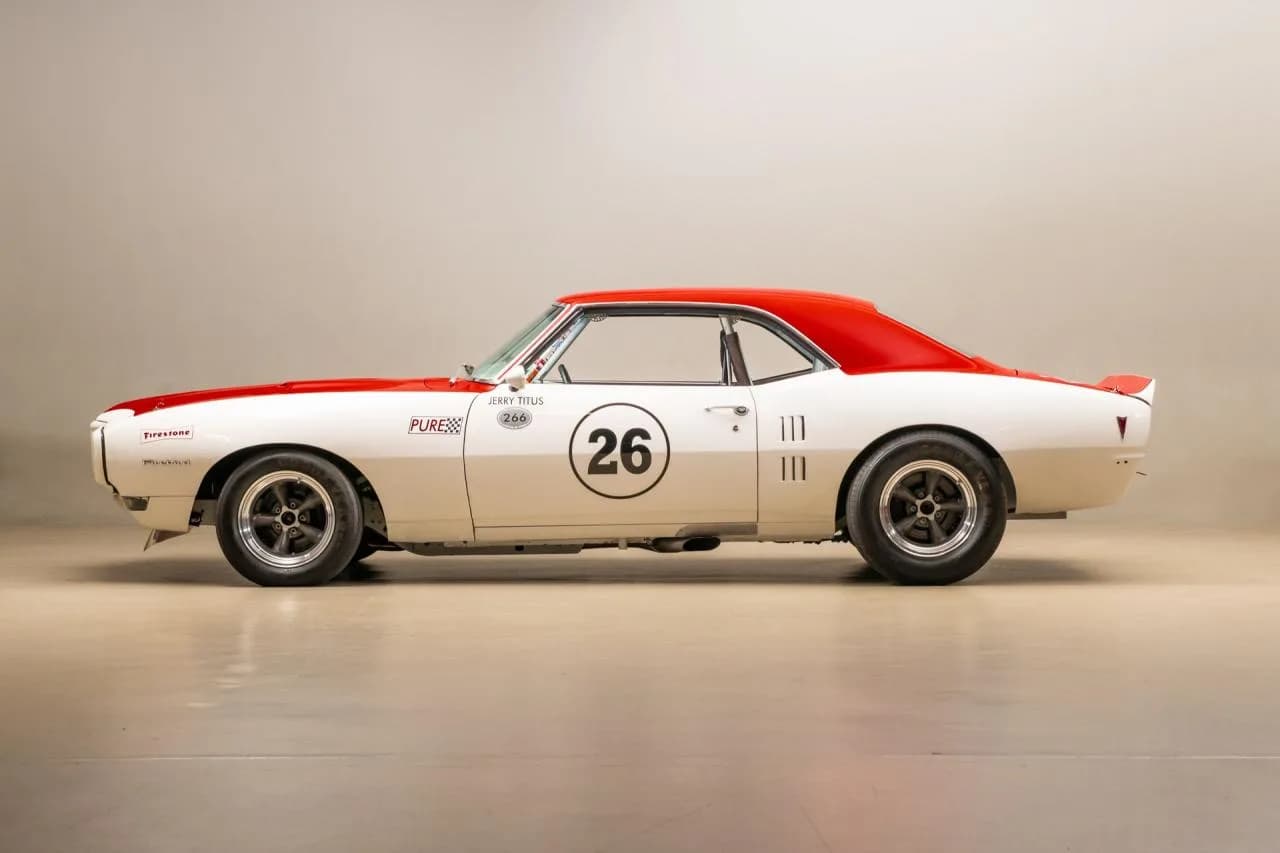 1968 Pontiac Firebird Trans-Am - Thumbnail 2