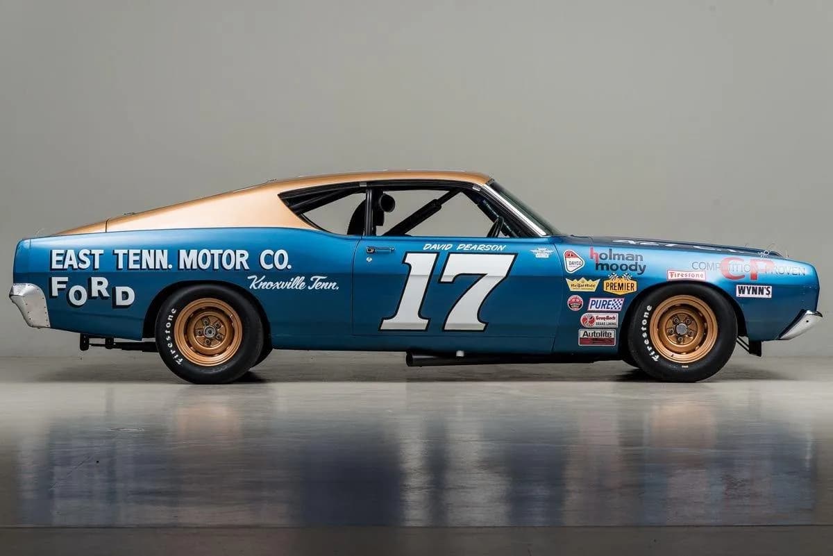 1968 Ford Torino NASCAR - Thumbnail 3