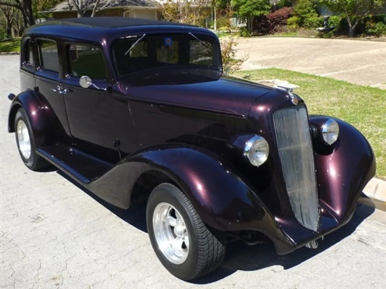 1935 Graham-Paige Model 73 Sedan