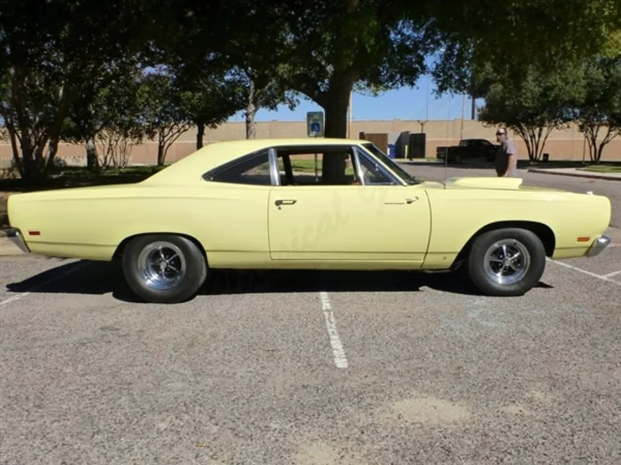 1969 Plymouth Road Runner - Thumbnail 6