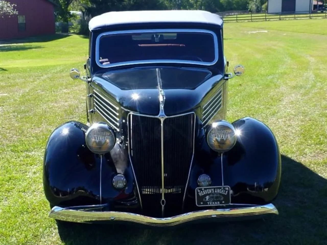 1936 Ford Sedan - Thumbnail 2