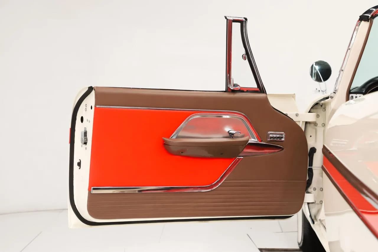 1957 Chrysler New Yorker - Thumbnail 6