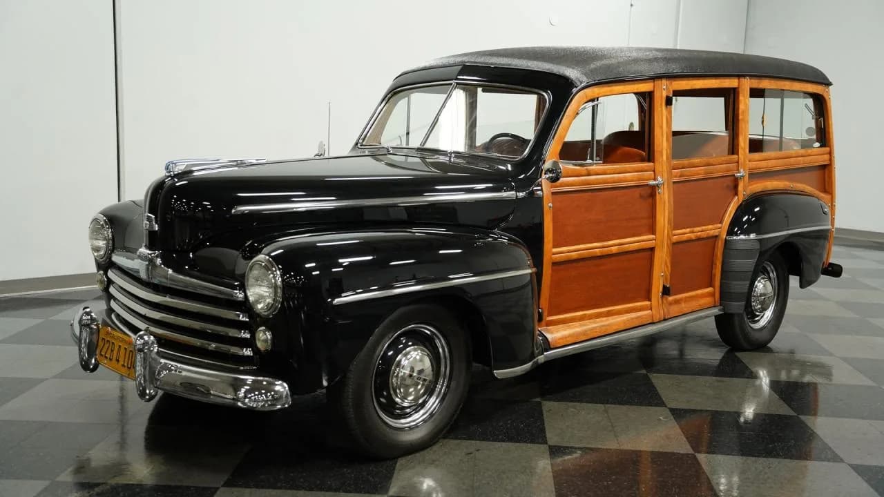 1948 Ford Super Deluxe Woody Wagon - Thumbnail 5