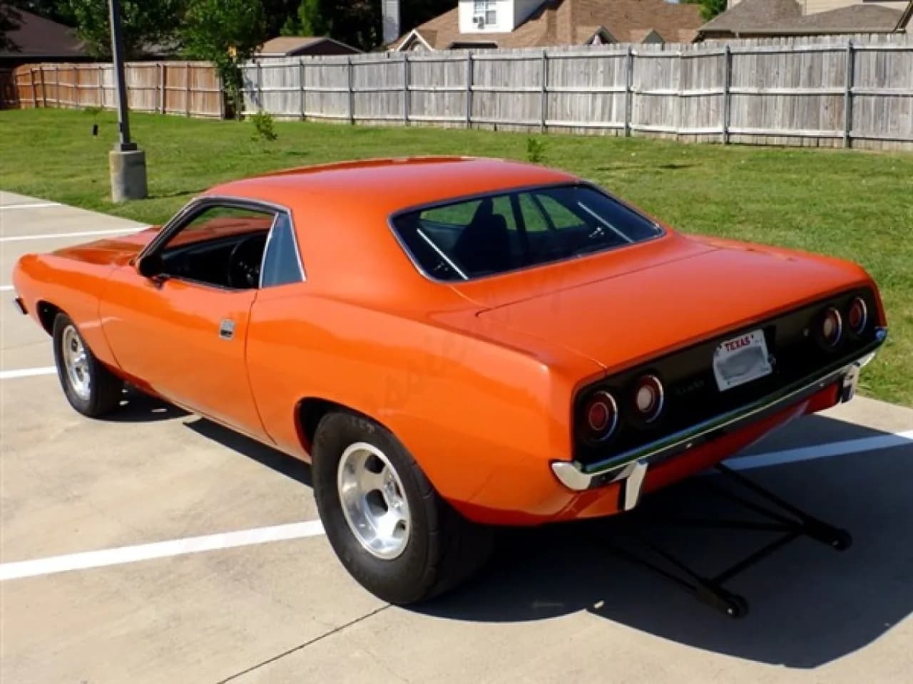 1972 Plymouth Cuda - Thumbnail 4