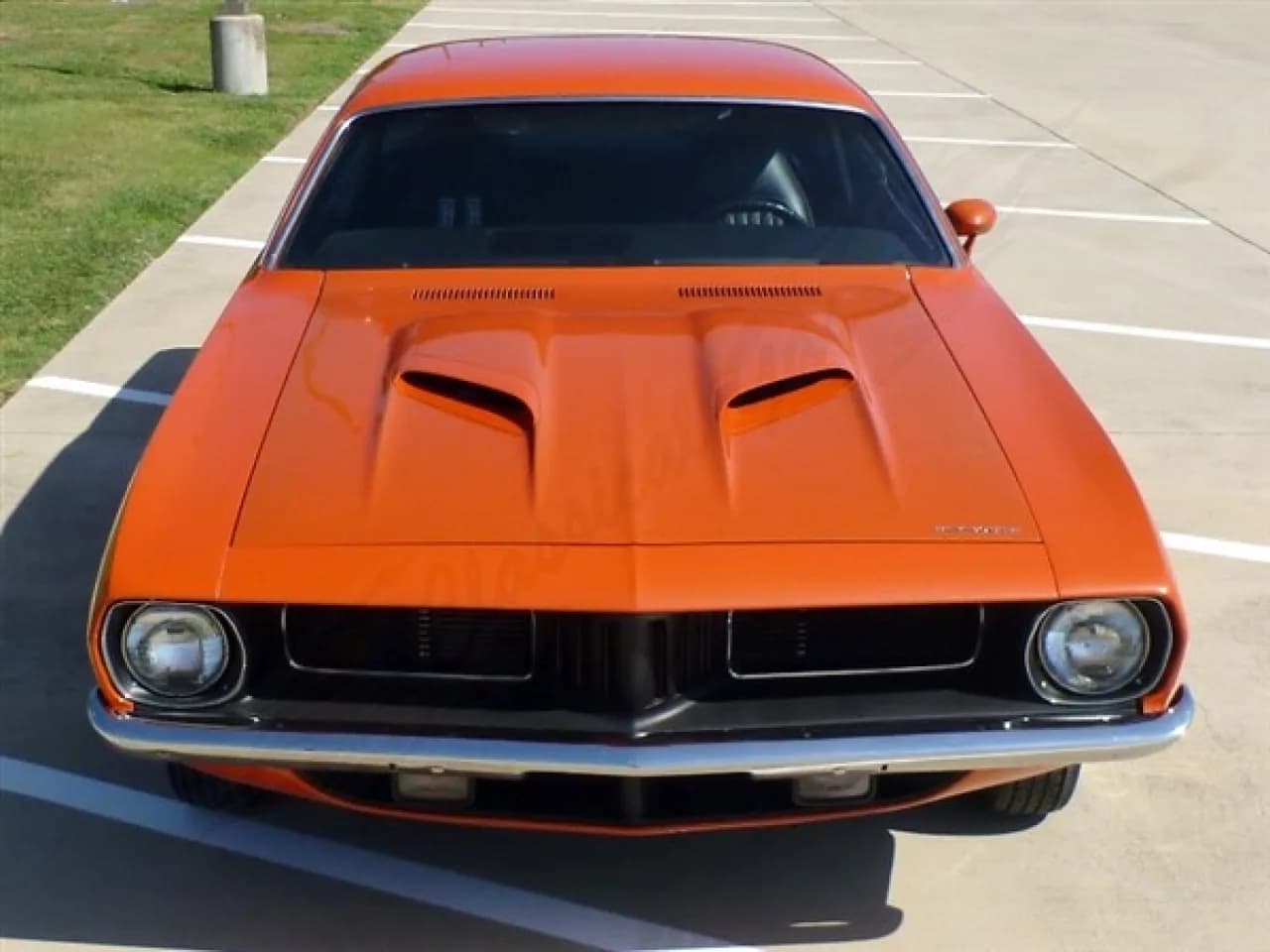 1972 Plymouth Cuda - Thumbnail 2