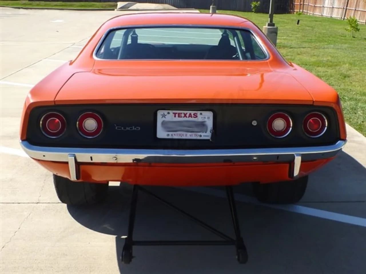 1972 Plymouth Cuda - Thumbnail 3