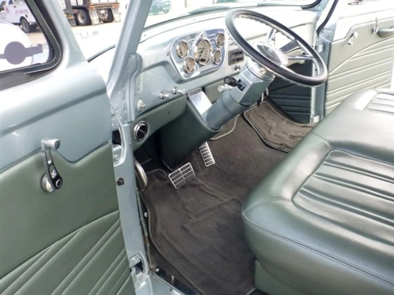 1955 Ford F100 - Thumbnail 8