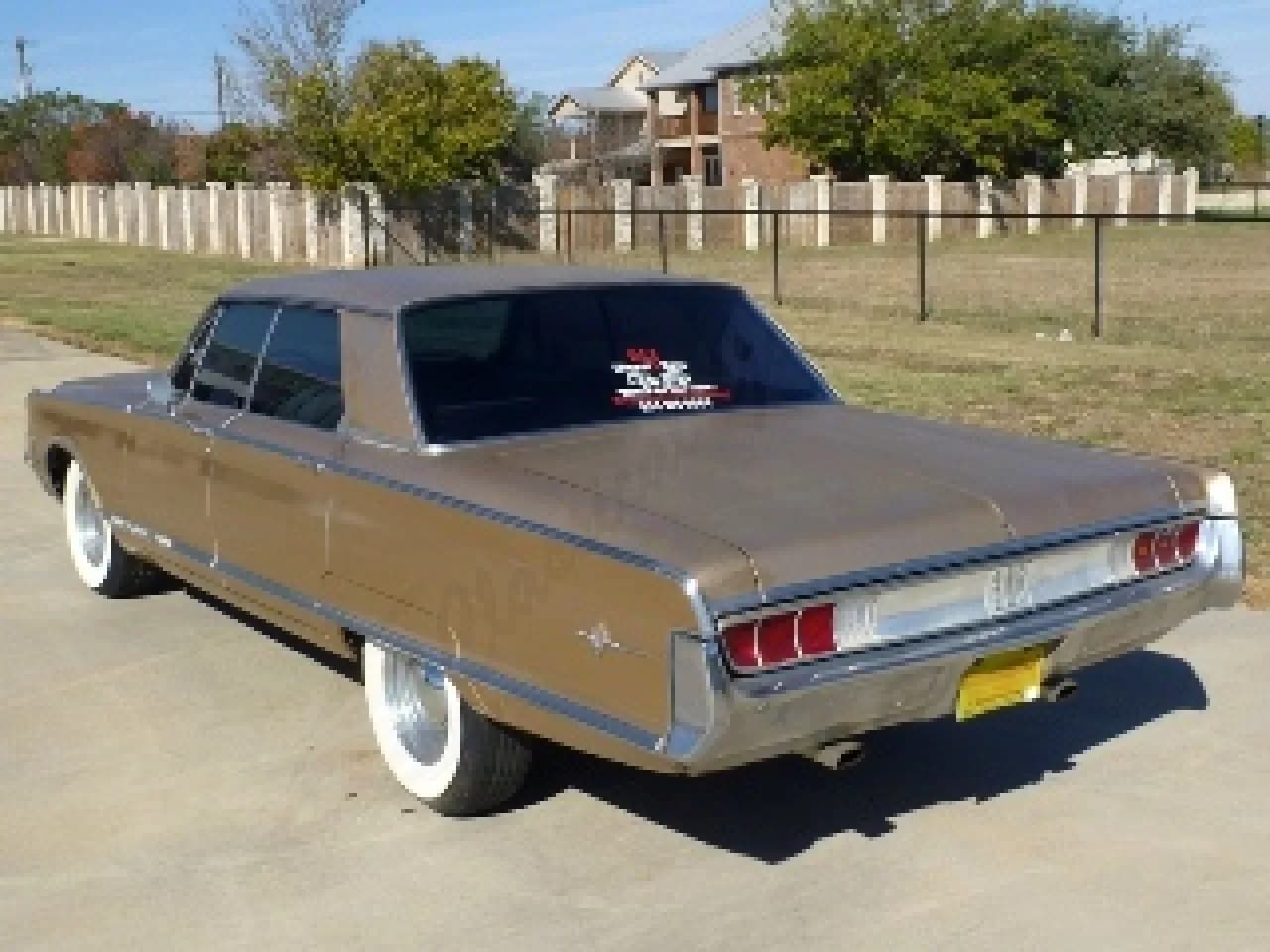 1965 Chrysler 300 - Thumbnail 5