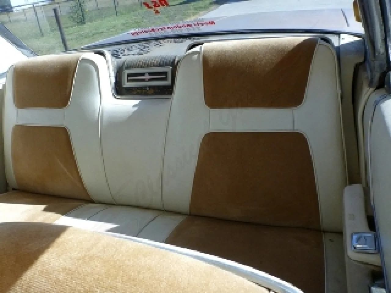 1965 Chrysler 300 - Thumbnail 8