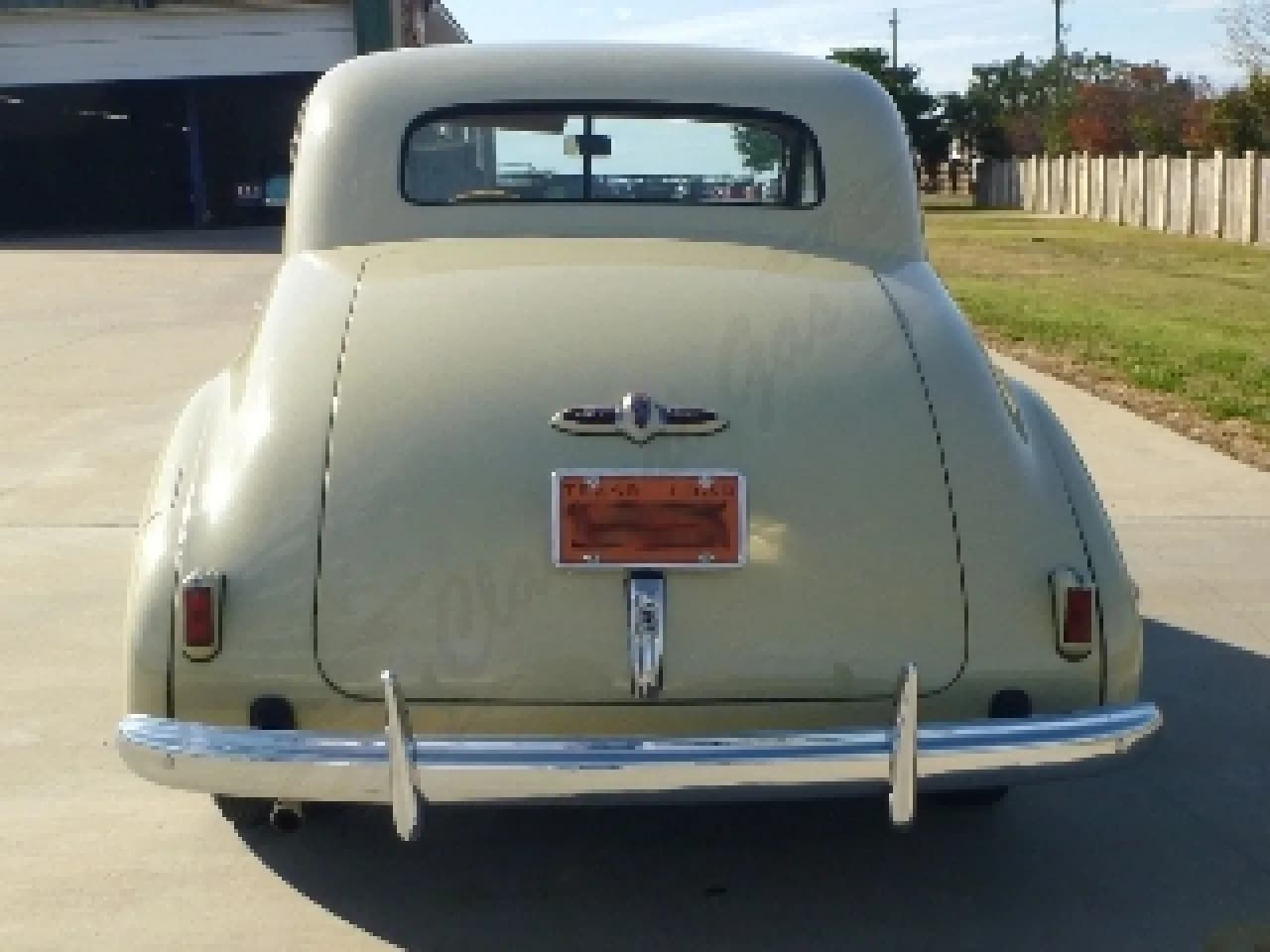 1939 Buick Eight Business Coupe - Thumbnail 4