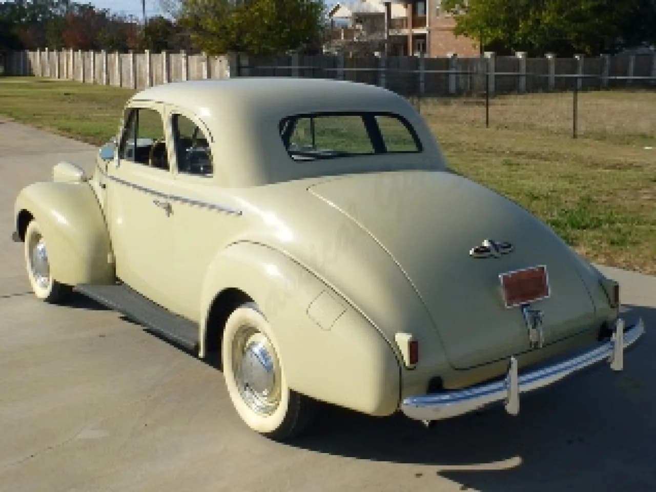 1939 Buick Eight Business Coupe - Thumbnail 5