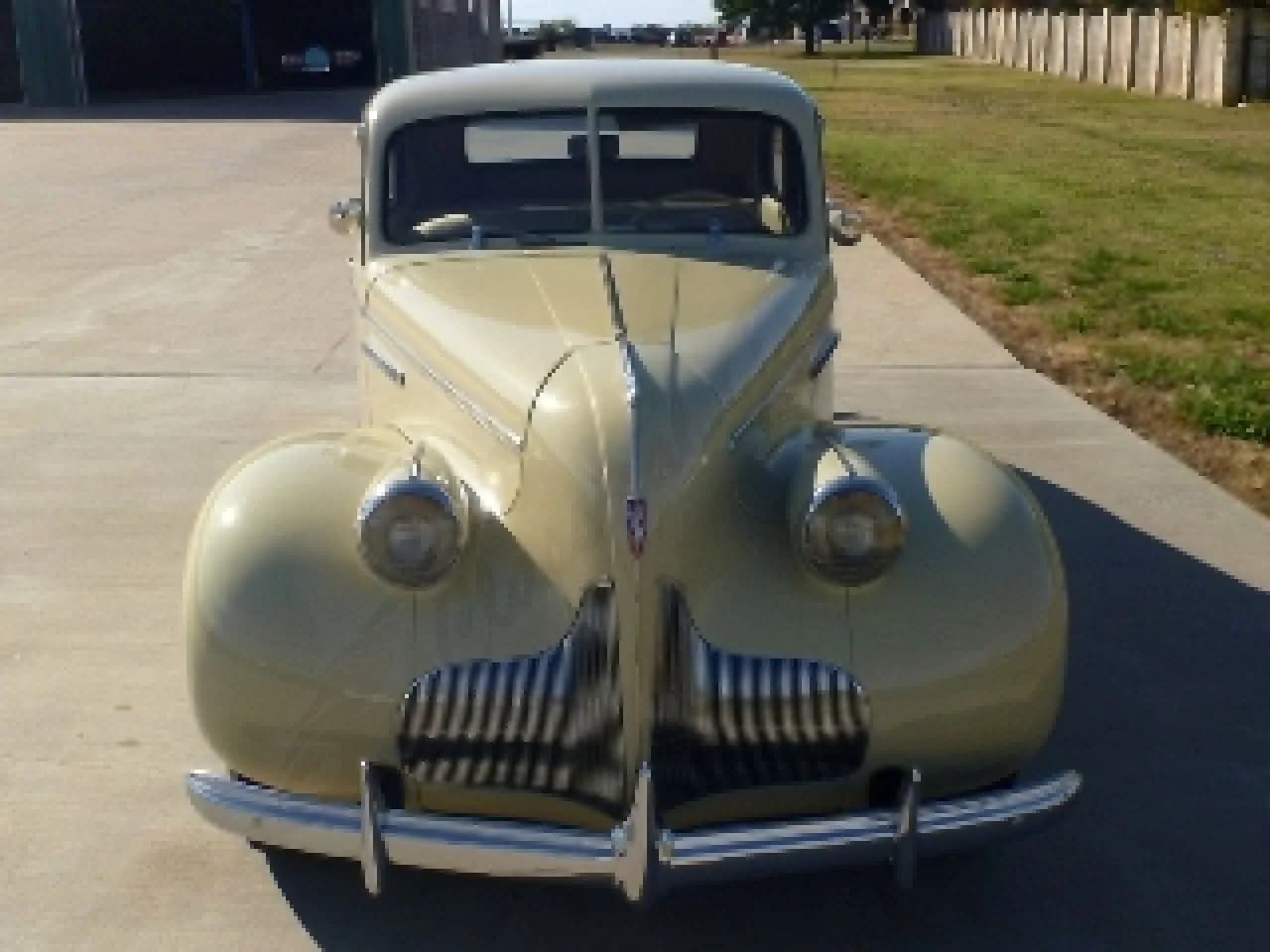 1939 Buick Eight Business Coupe - Thumbnail 3