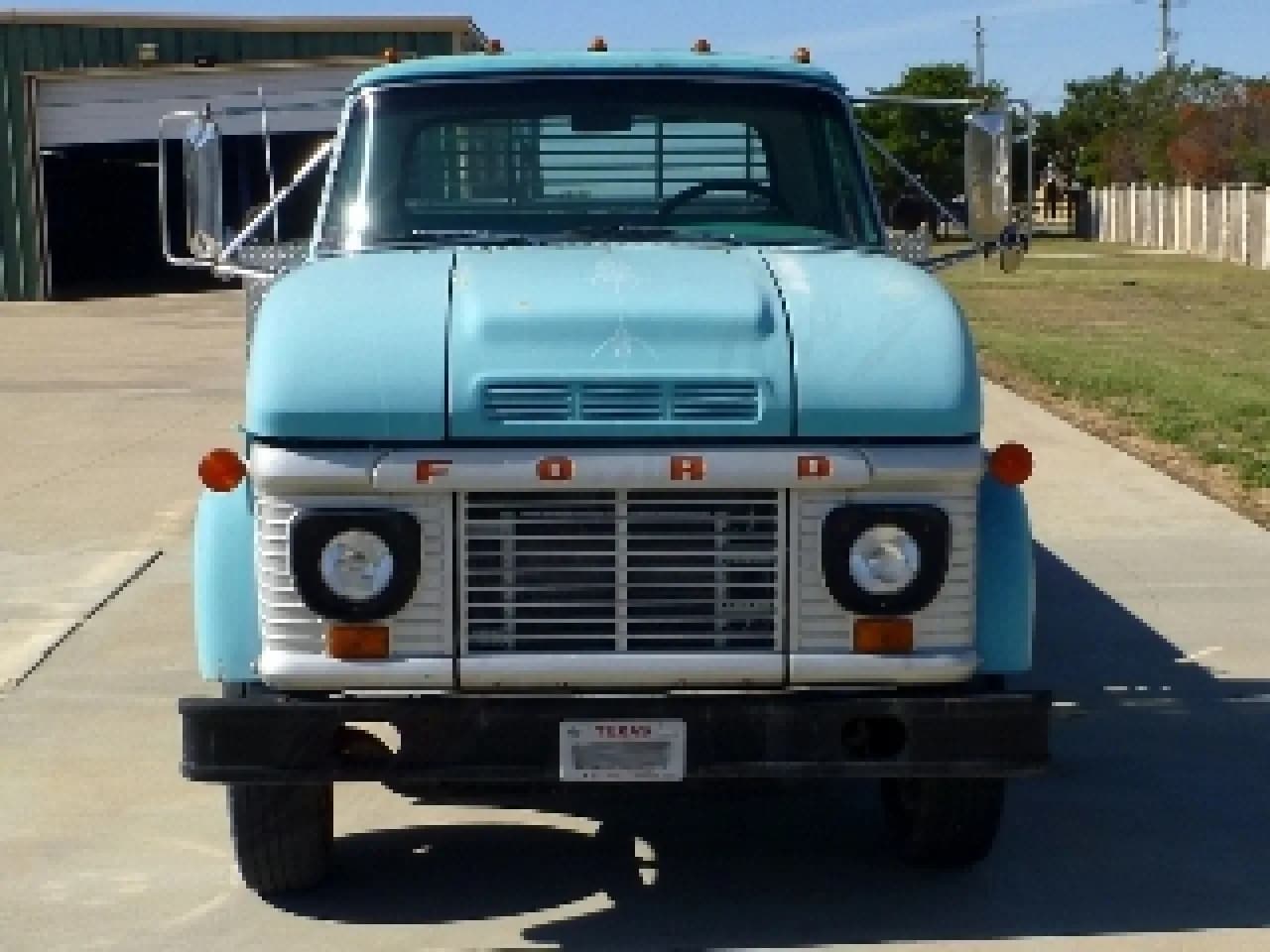 1965 Ford N600 Rollback Wrecker - Thumbnail 3