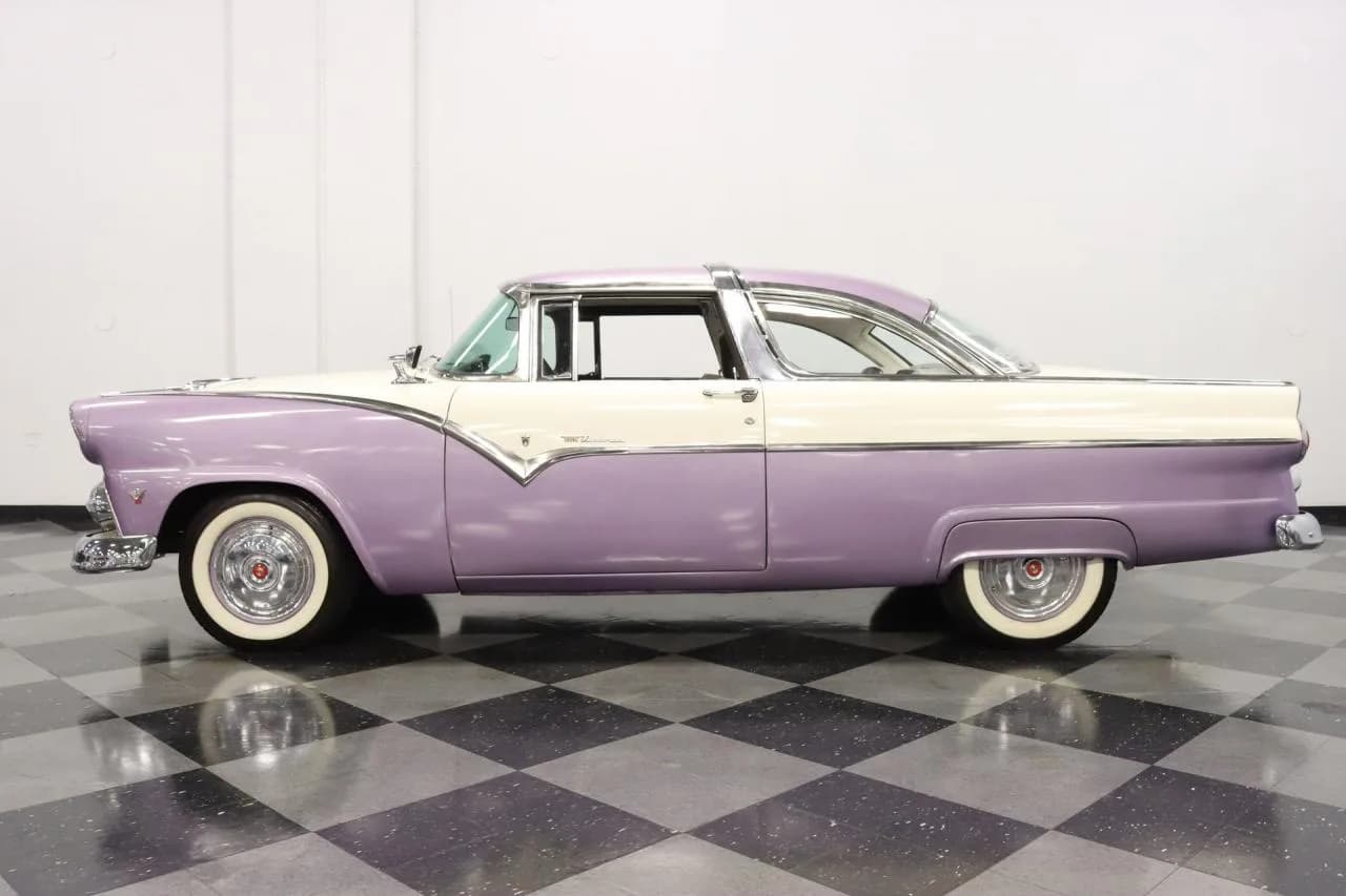 1955 Ford Fairlane Crown Victoria - Thumbnail 2