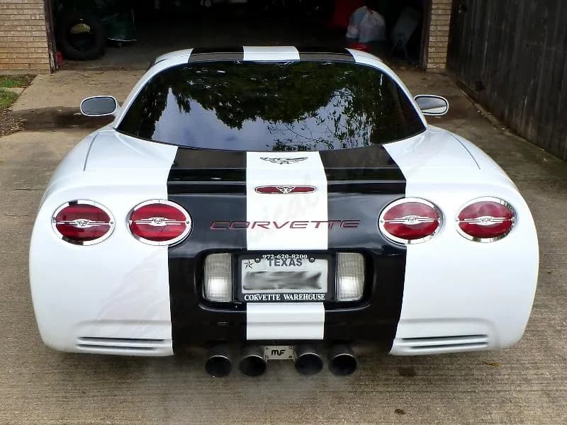 2003 Chevrolet Corvette - Thumbnail 4