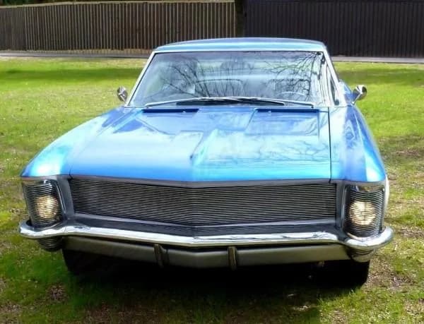1963 Buick Riviera - Thumbnail 5
