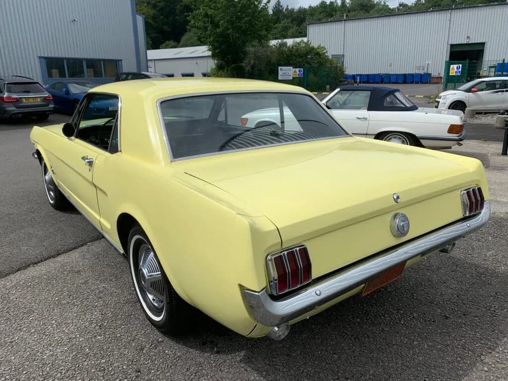 1965 Ford Mustang 289 V8 manual - Thumbnail 7