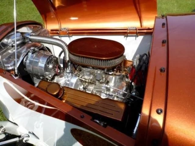1932 Ford Highboy - Thumbnail 5