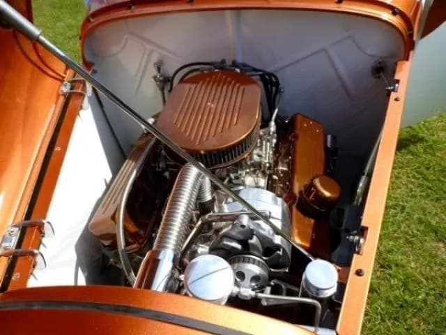 1932 Ford Highboy - Thumbnail 6