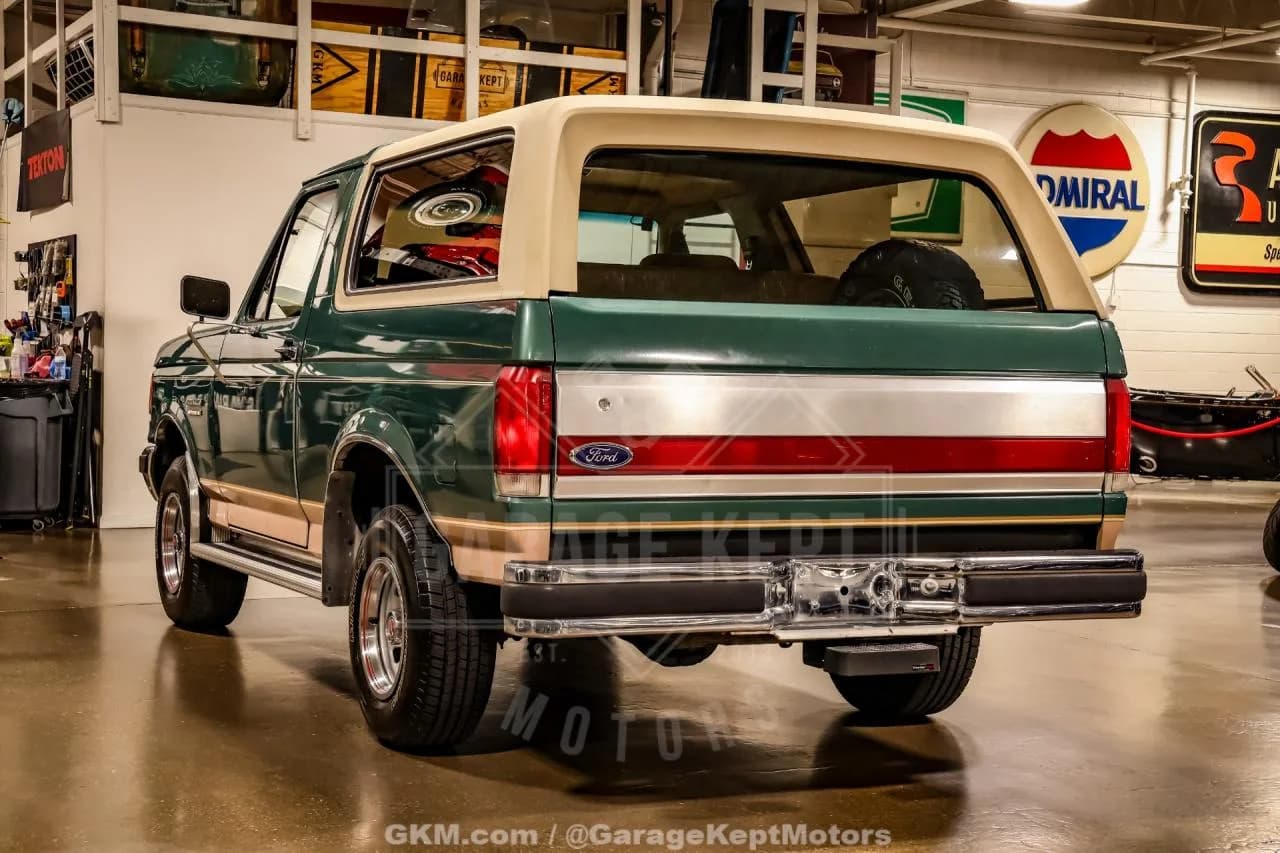 1988 Ford Bronco - Thumbnail 7