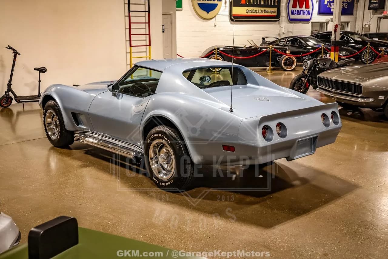 1977 Chevrolet Corvette - Thumbnail 7