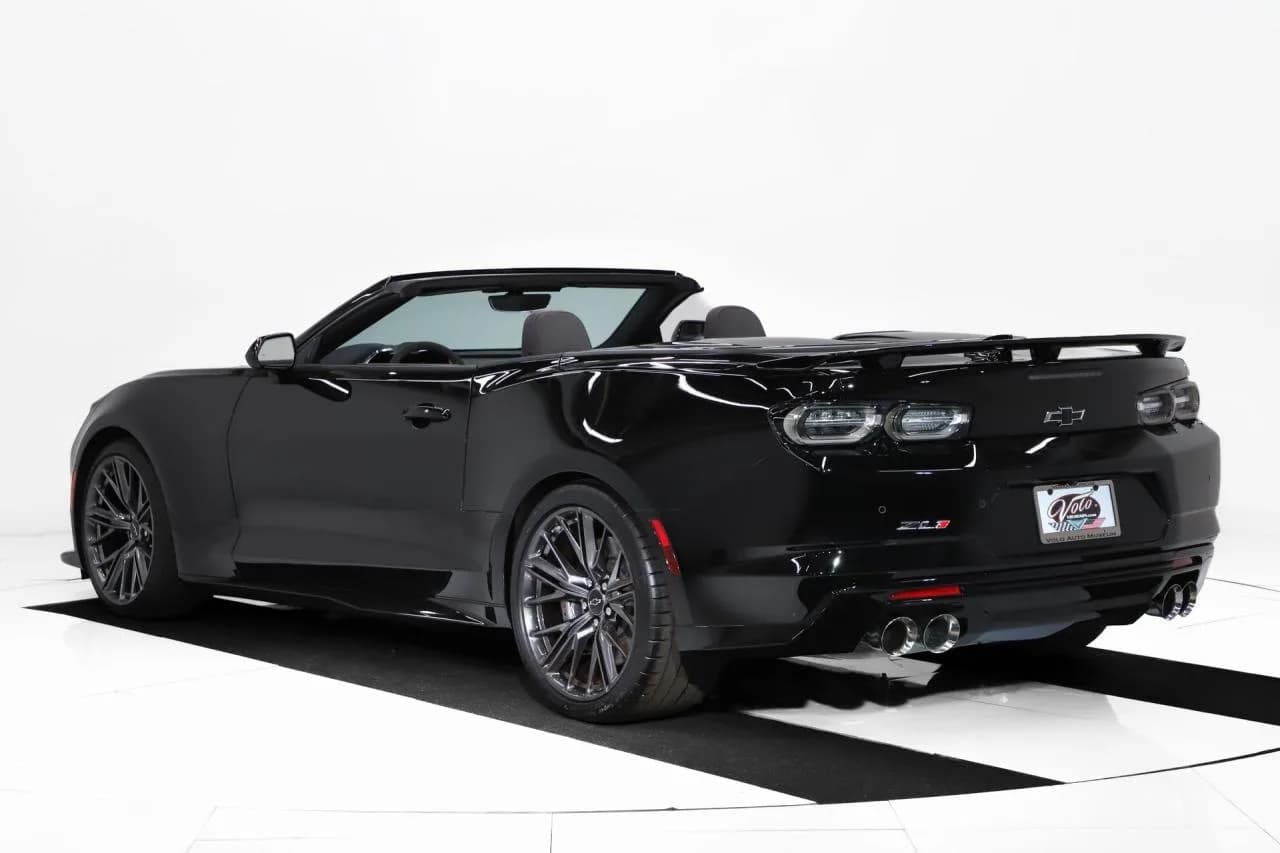 2023 Chevrolet Camaro ZL-1 - Thumbnail 6