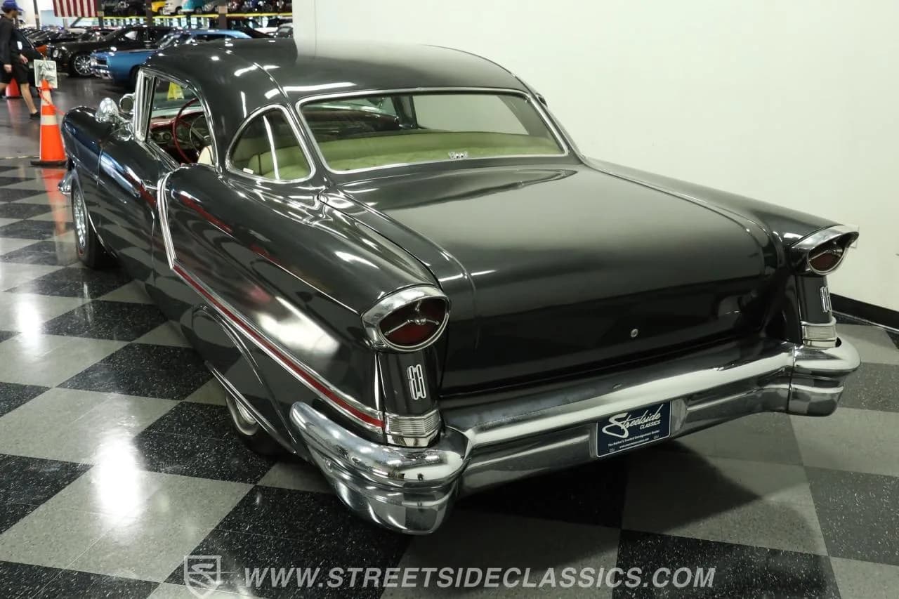 1957 Oldsmobile Super 88 - Thumbnail 8