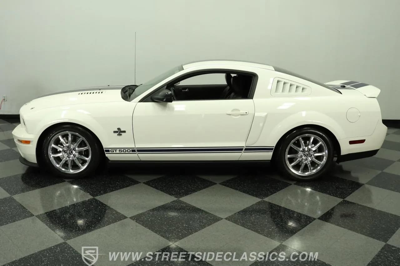 2007 Ford Mustang Shelby GT500 King Cobra - Thumbnail 2