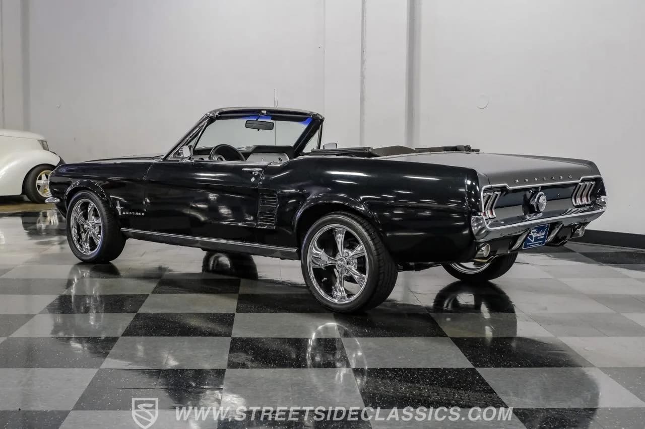 1967 Ford Mustang Convertible - Thumbnail 8