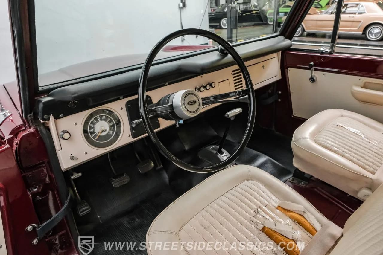 1969 Ford Bronco - Thumbnail 4