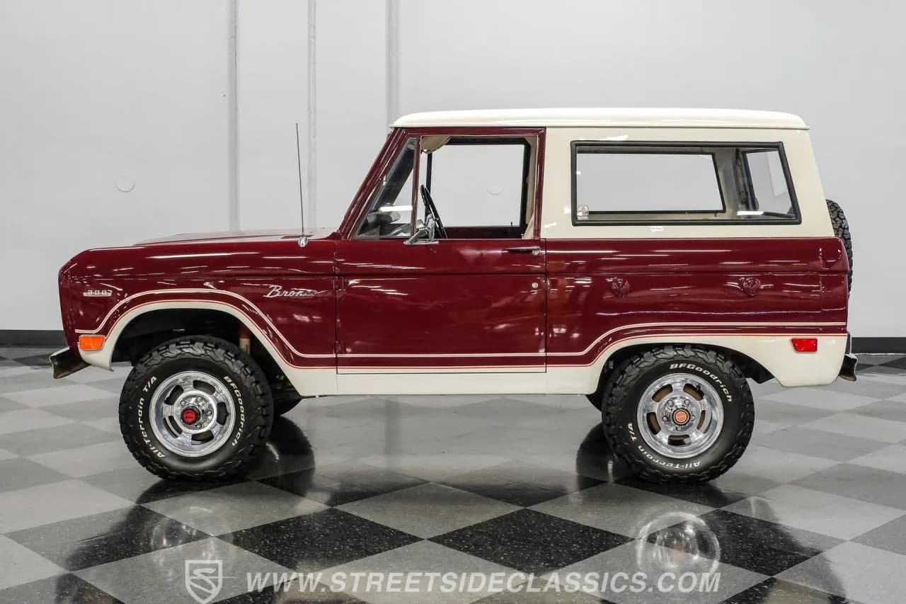 1969 Ford Bronco - Thumbnail 2