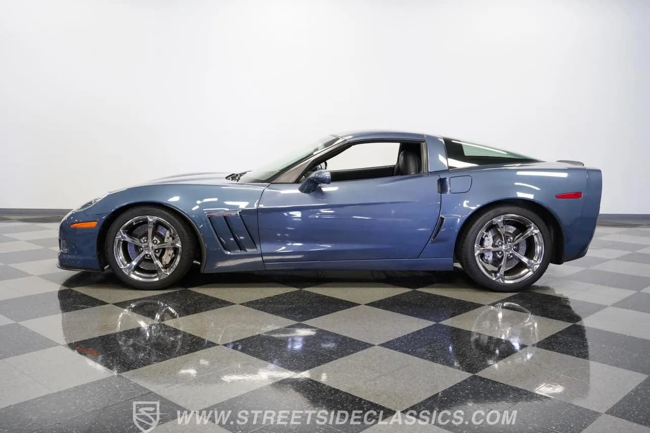 2011 Chevrolet Corvette Grand Sport 1LT - Thumbnail 8