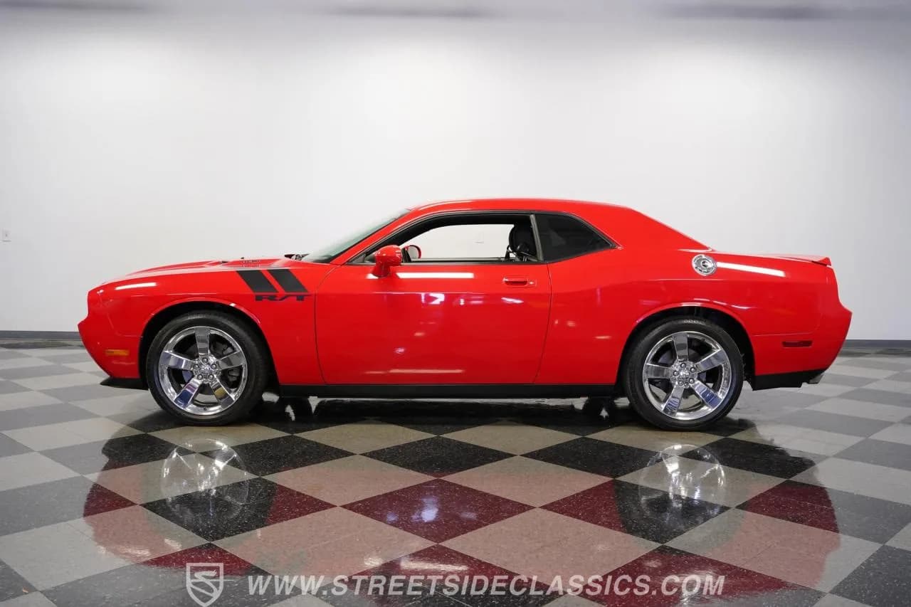 2009 Dodge Challenger R/T - Thumbnail 8