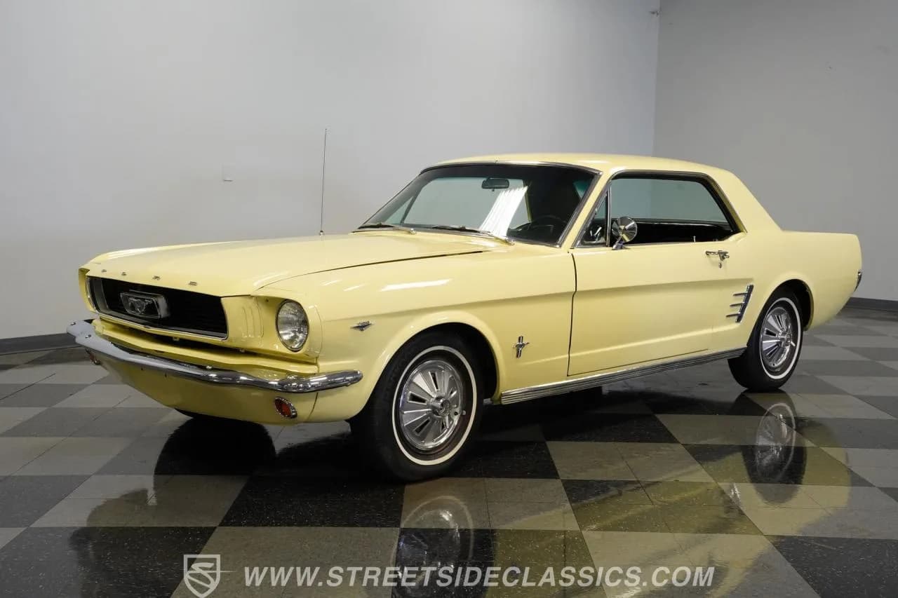 1966 Ford Mustang - Thumbnail 6
