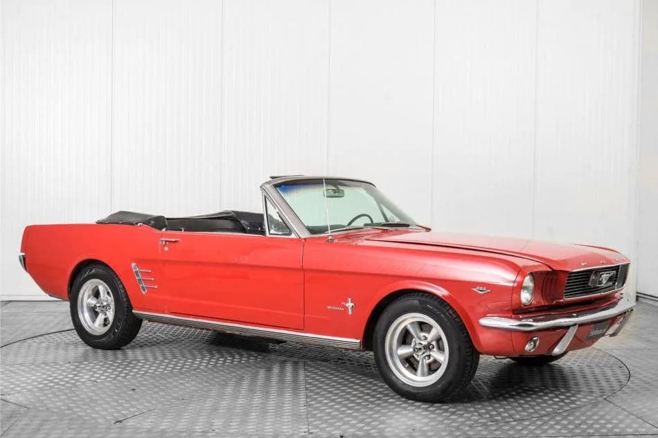 1966 Ford Mustang - Thumbnail 5