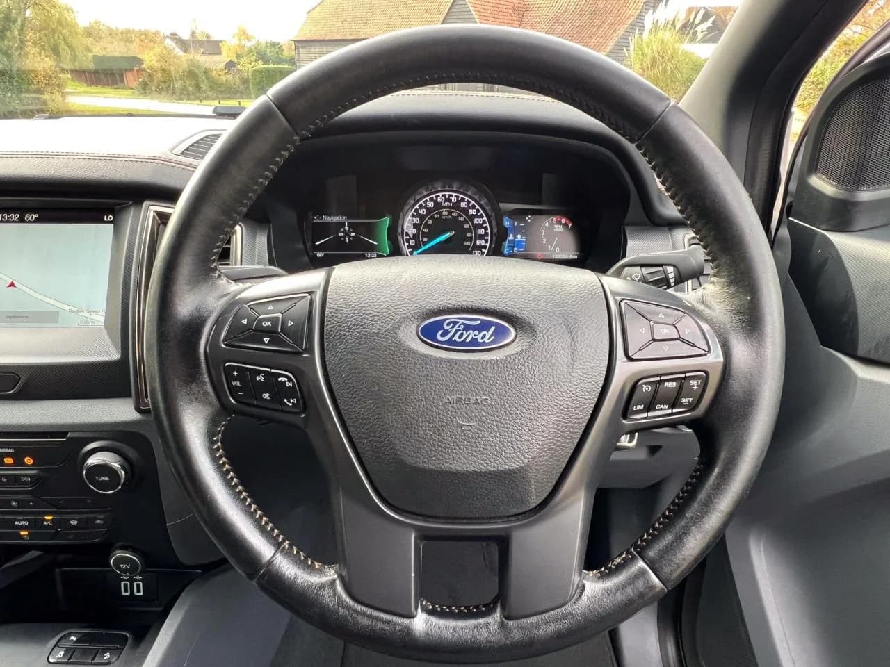 2018 Ford 3.2 TDCi Wildtrak Auto 4WD Euro 5 4dr - Thumbnail 7