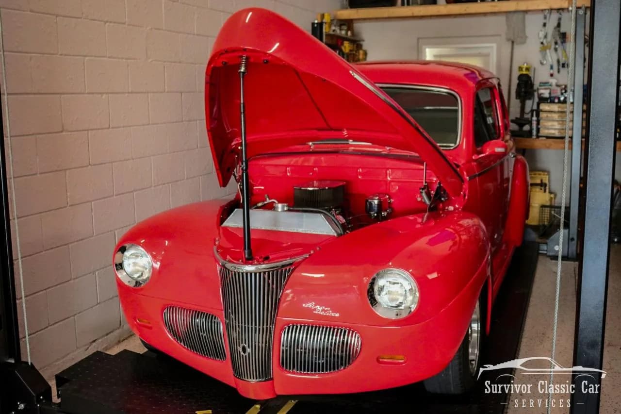 1941 Ford Super Deluxe - Thumbnail 2