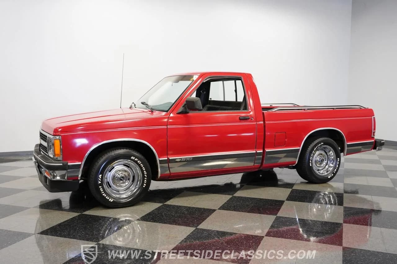 1991 Chevrolet S10 V8 Restomod - Thumbnail 7