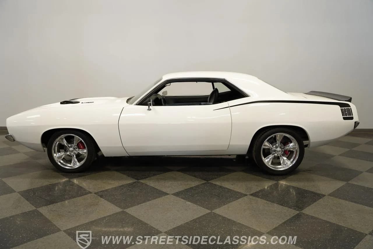 1972 Plymouth Barracuda Restomod - Thumbnail 8