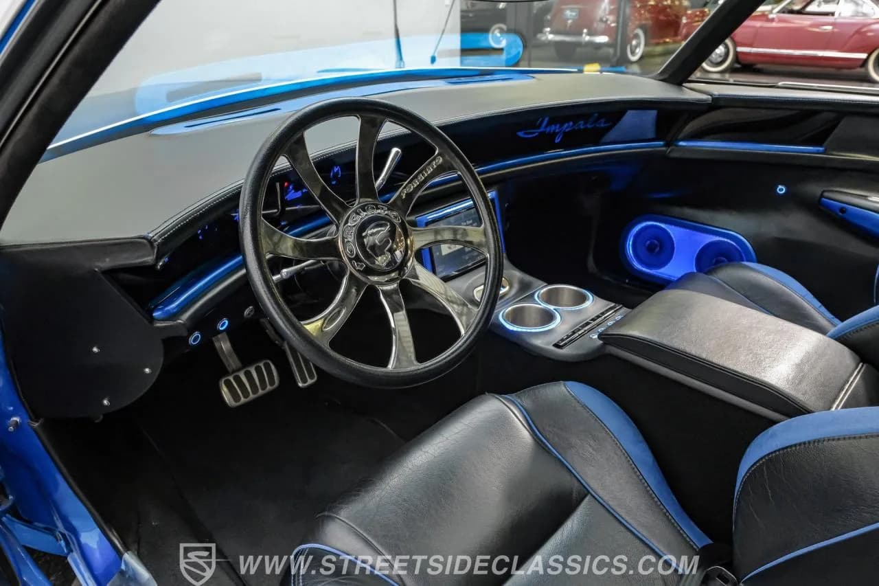1972 Chevrolet Impala Custom Restomod - Thumbnail 4