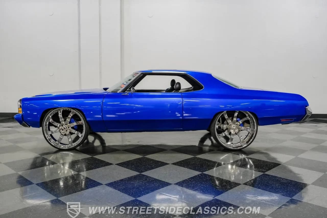 1972 Chevrolet Impala Custom Restomod - Thumbnail 2