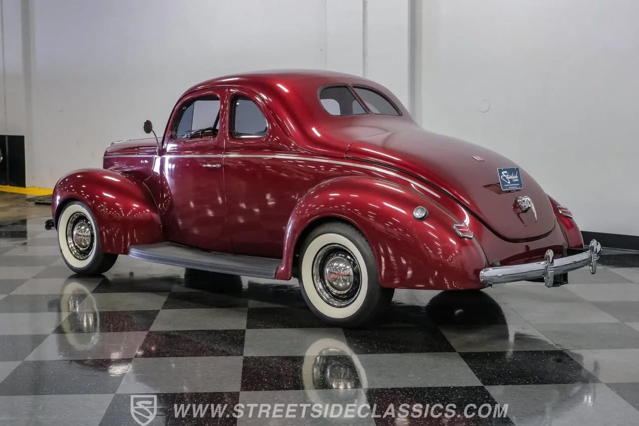 1940 Ford Coupe - Thumbnail 8