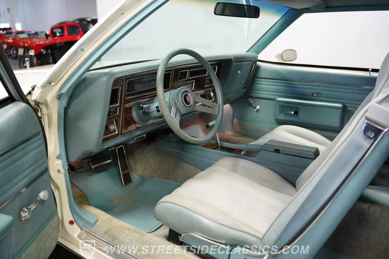 1979 Oldsmobile Delta 88 Coupe - Thumbnail 4