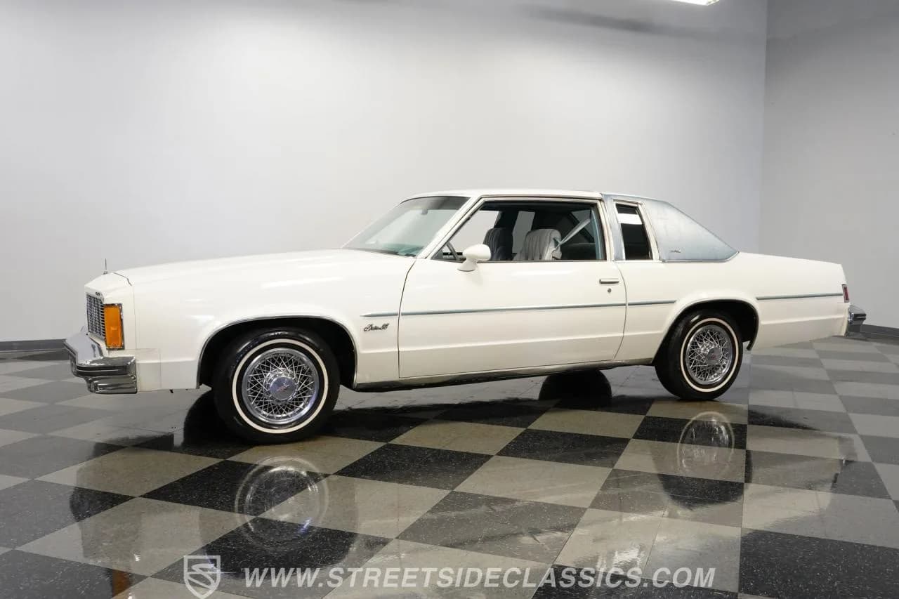 1979 Oldsmobile Delta 88 Coupe - Thumbnail 7