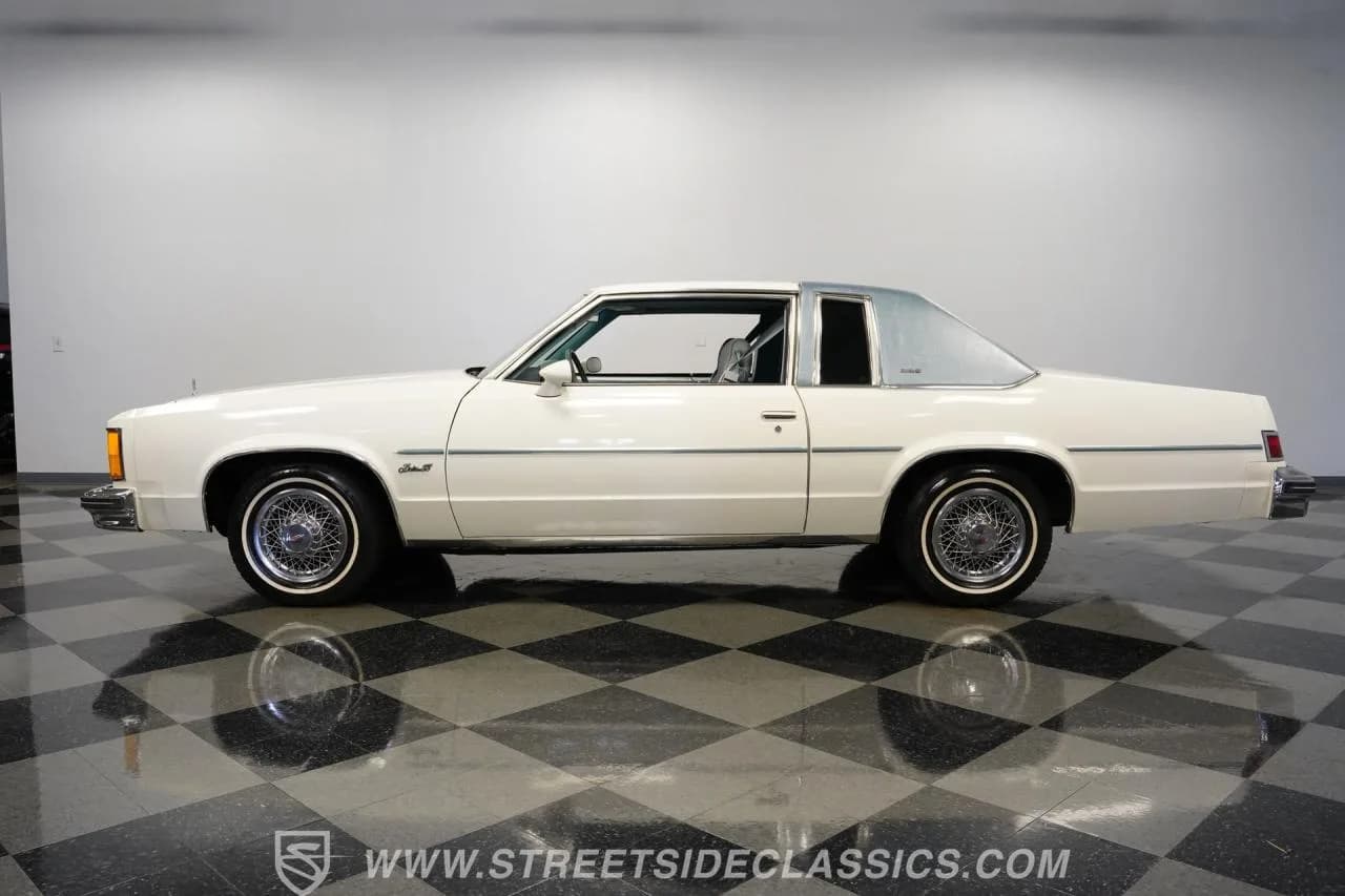 1979 Oldsmobile Delta 88 Coupe - Thumbnail 2