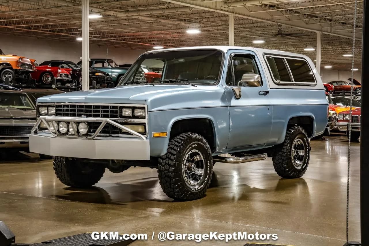 1990 Chevrolet Blazer - Thumbnail 3