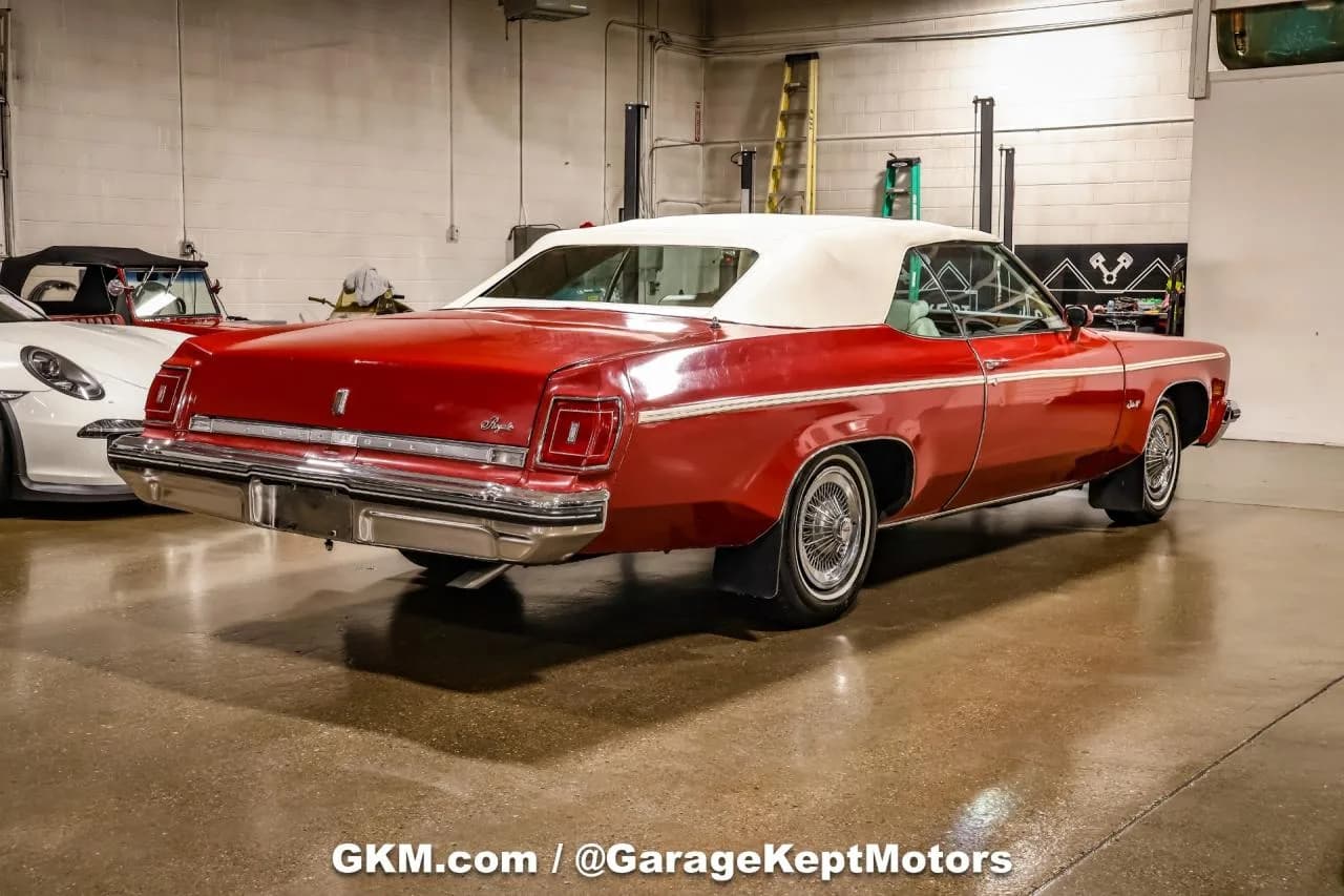 1975 Oldsmobile Delta 88 Royale - Thumbnail 7