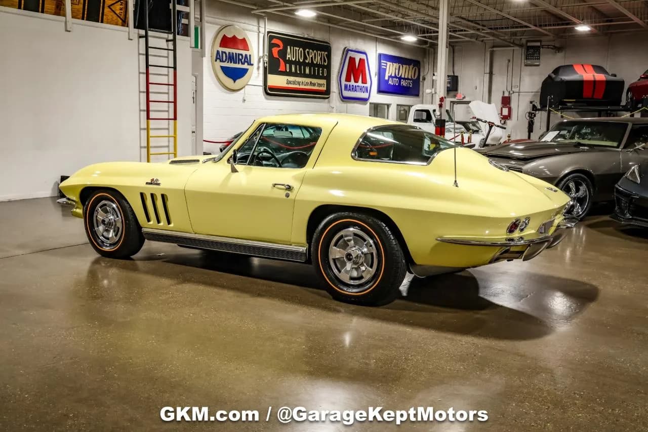 1966 Chevrolet Corvette - Thumbnail 6